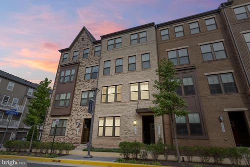 20692 Wood Quay Dr, DULLES, VA, 20166-8997 | Card Image