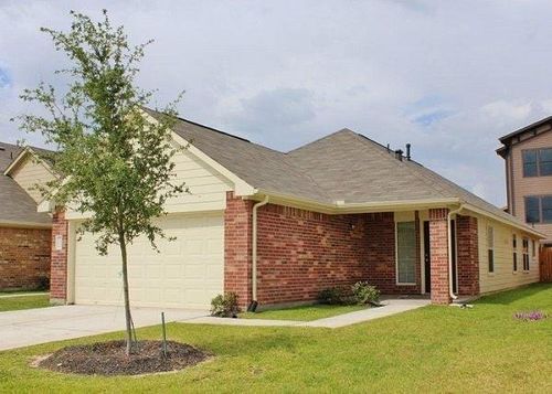 5538 Plantation Forest Dr, Katy, TX, 77449-1558 | Card Image