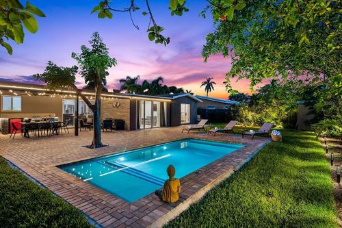 4311 Ne 15th Ave, Oakland Park, FL, 33334-4712 | Card Image