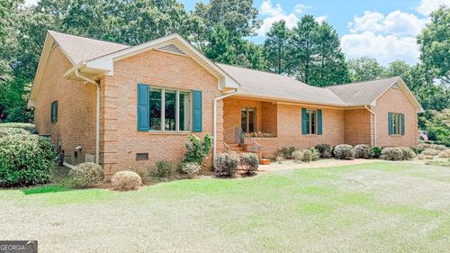 145 Brown St, Hartwell, GA, 30643-7316 | Card Image