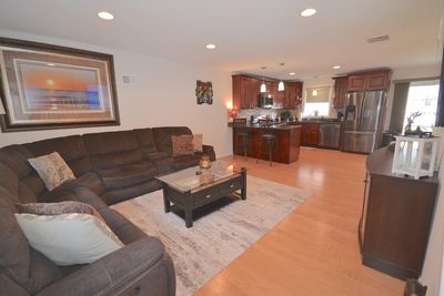 4 - 26 Patriots Way, Condo with 2 bedrooms, 1 bathrooms and null parking in Raymond NH | Image 3