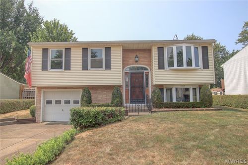1364 Peppertree Dr, Derby, NY, 14047-9562 | Card Image