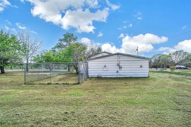 705 E Cleveland St, House other with 2 bedrooms, 1 bathrooms and null parking in Mangum OK | Image 8