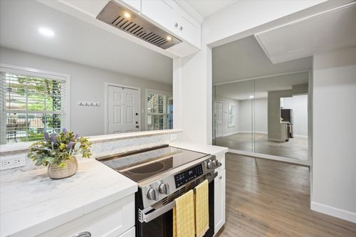 apt-143-3224 Timmons Ln, Houston, TX, 77027-5947 | Card Image