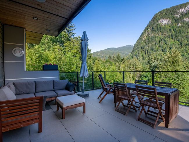2258 Windsail Pl, House other with 5 bedrooms, 5 bathrooms and 7 parking in Squamish BC | Image 10