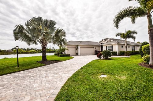 1580 Lancashire Drive, Venice, FL, 34293 | Card Image