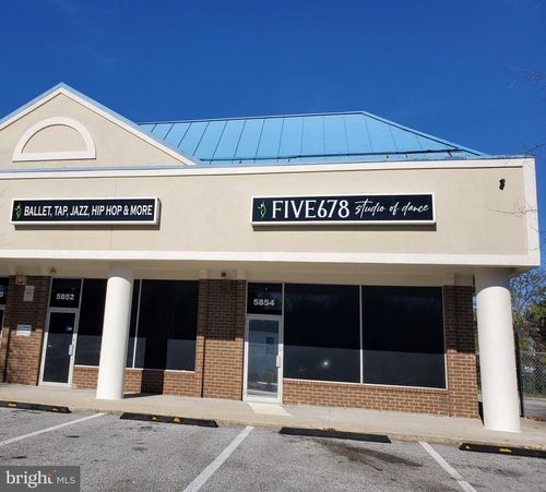 5852-5854-5852 Allentown Way, Temple Hills, MD, 20748-2614 | Card Image