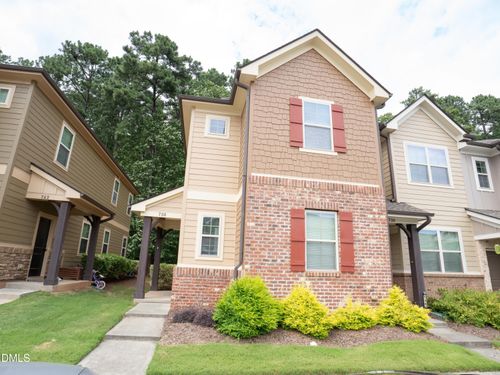 738 Wickham Ridge Rd, Apex, NC, 27539-9049 | Card Image