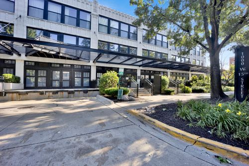 326-1000 W 15th St, Chicago, IL, 60608-1433 | Card Image