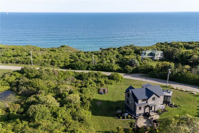 1448 Mohegan Trl, House other with 4 bedrooms, 3 bathrooms and 6 parking in Block Island RI | Image 5