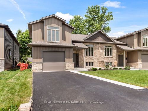 44 Topham Boulevard, Welland, ON, L3C3G2 | Card Image