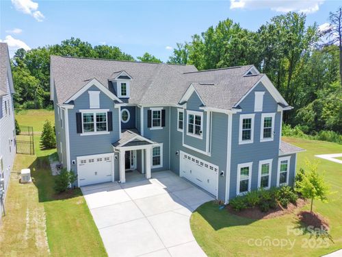 15713 Tysons Corner Rd, Huntersville, NC, 28078-7269 | Card Image