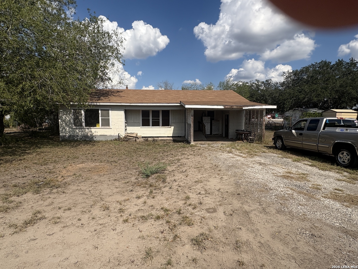 Residential in George West