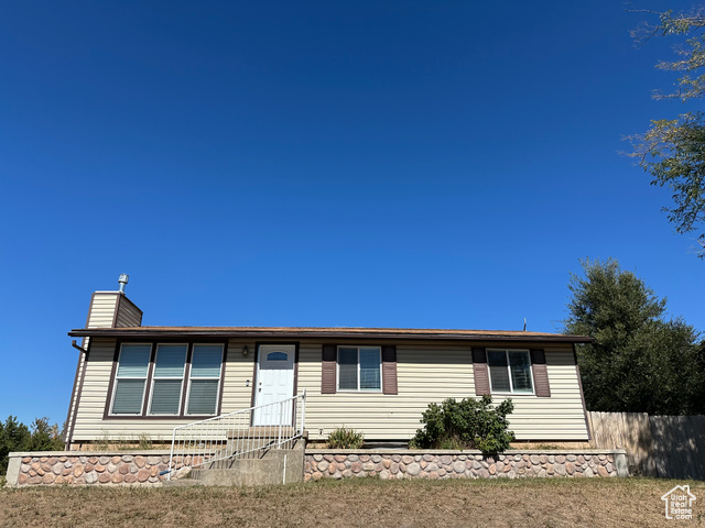 2225 , Clearfield, UT 84015