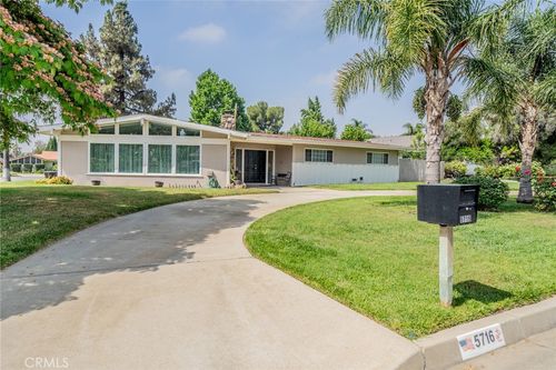 5716 Magnolia Ave, Rialto, CA, 92377 | Card Image