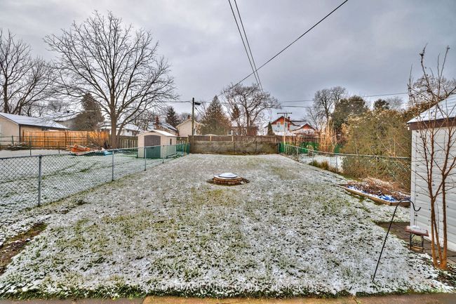 10 Fairburn Ave, House other with 2 bedrooms, 2 bathrooms and 3 parking in Saint Catharines ON | Image 22