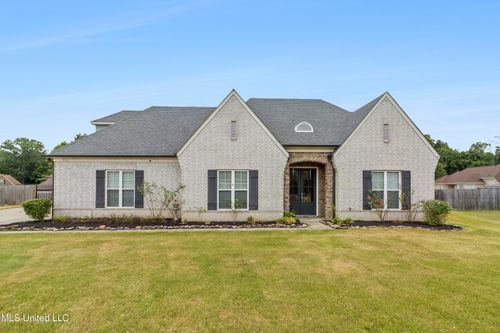 4921 Richard Place Cv, Horn Lake, MS, 38637-9670 | Card Image