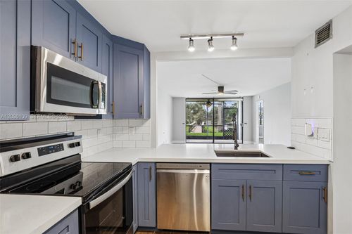 1082-100 Nw 76th Ave, Plantation, FL, 33324-2041 | Card Image
