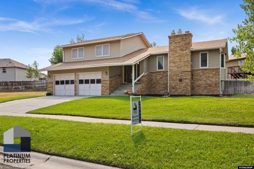 3541 Eagle Dr, Casper, WY, 82604-4525 | Card Image