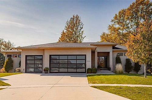 8310 Sky View Cir, West Des Moines, IA, 50266-8531 | Card Image