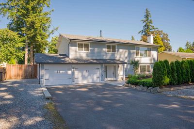 3748 197a St, House other with 4 bedrooms, 3 bathrooms and 6 parking in Langley BC | Image 3