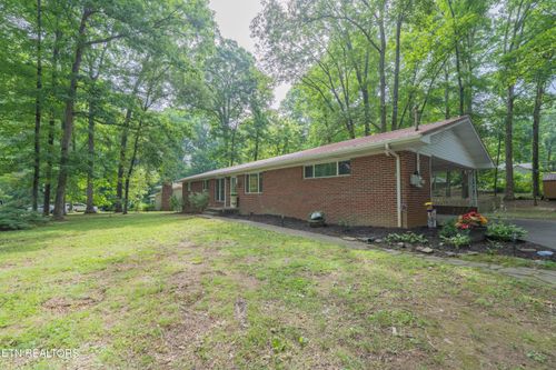 104 Piedmont Cir, Maryville, TN, 37803-6043 | Card Image