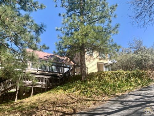 45864 Upndown Rd, Posey, CA, 93260 | Card Image