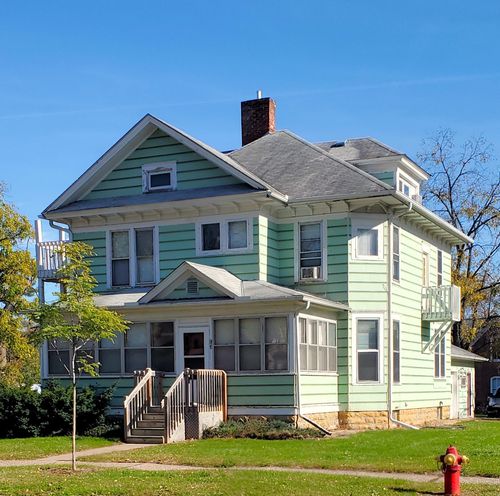 202-126 S 4th St, River Falls, WI, 54022-2409 | Card Image