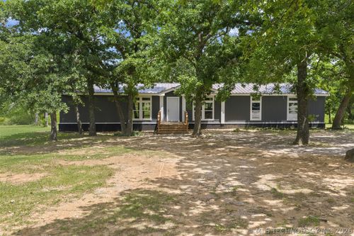 79 Black Jack St, Lone Grove, OK, 73443-6456 | Card Image