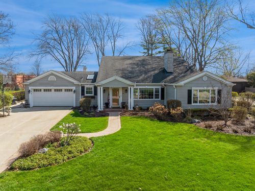 819 S Beverly Lane, Arlington Heights, IL, 60005 | Card Image