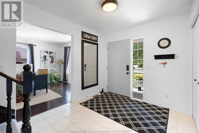 225 Golfview Dr, House other with 5 bedrooms, 4 bathrooms and null parking in Amherstburg ON | Image 26