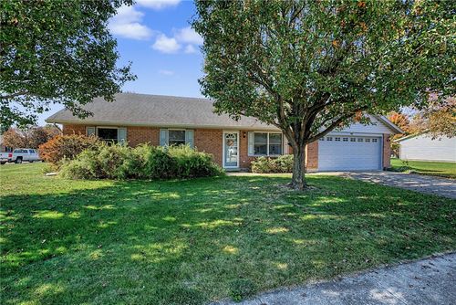 40 Newton Dr, Pleasant Hill, OH, 45359-9603 | Card Image