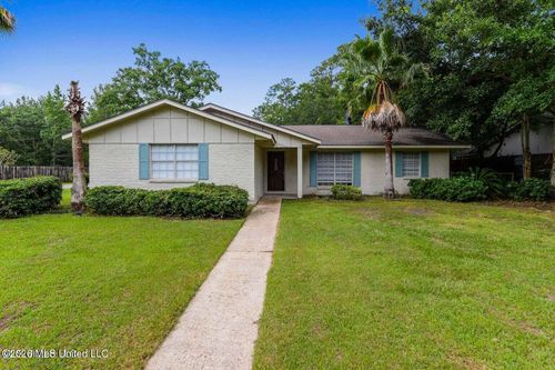 2201 Sandalwood Dr, Gautier, MS, 39553-7732 | Card Image
