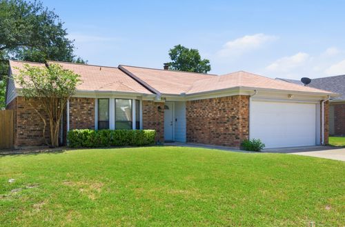 516 Winter Wood Dr, Grapevine, TX, 76051-3114 | Card Image