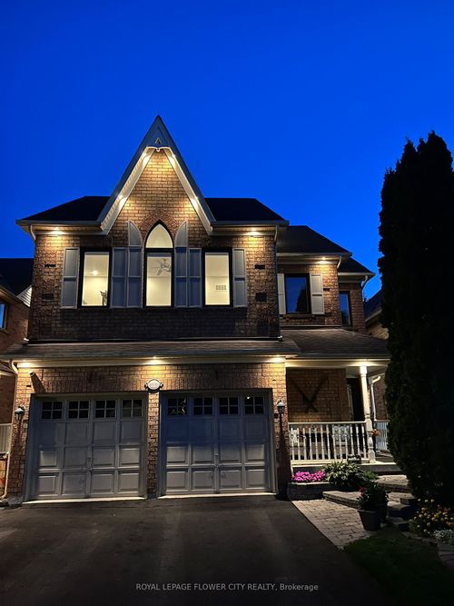 6936 Historic Trail, Mississauga, ON, L5W1C2 | Card Image