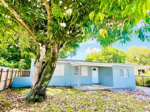 3100 Nw 171st St, Miami Gardens, FL, 33056-4334 | Card Image