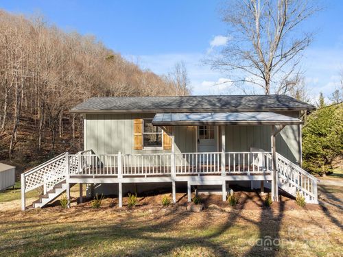 302 Cagle Cv, Sylva, NC, 28779-9215 | Card Image