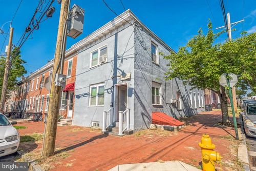 201 S Van Buren St, WILMINGTON, DE, 19805-4020 | Card Image