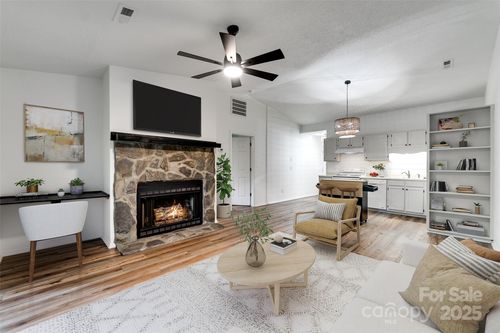 unit-b-45B Mountain View Villas, Franklin, NC, 28734-9579 | Card Image