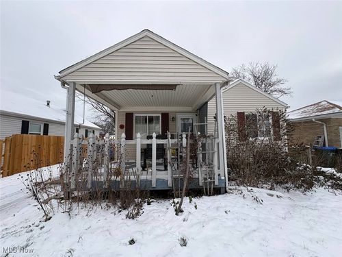 31 Alameda Ave, Cuyahoga Falls, OH, 44221-1503 | Card Image