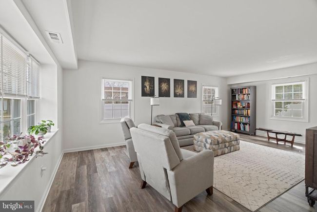 1 Manor Ln, House other with 4 bedrooms, 3 bathrooms and null parking in WILLINGBORO NJ | Image 5