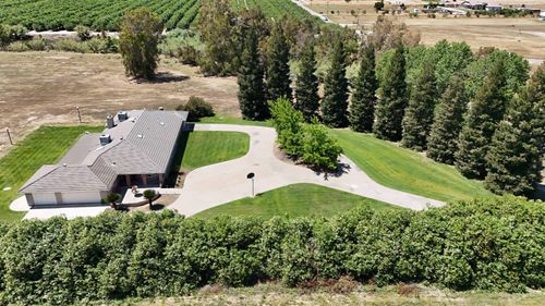 15396 Avenue 23 1/2, Chowchilla, CA, 93610-8494 | Card Image