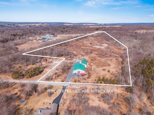 152 E Airpark Rd, Central City, PA, 15926 | Card Image