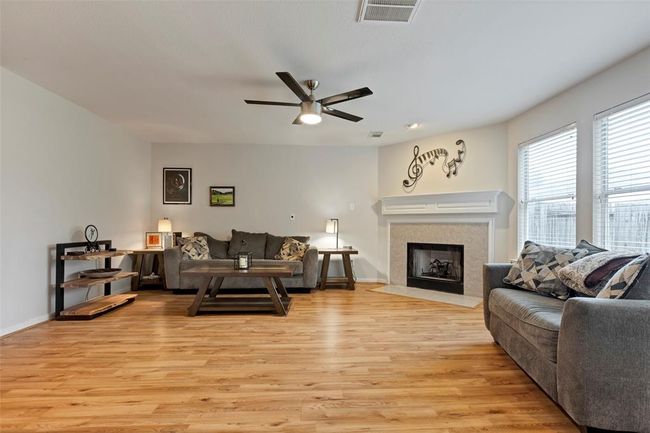 25430 Twister Trl, House other with 4 bedrooms, 3 bathrooms and 2 parking in Spring TX | Image 9