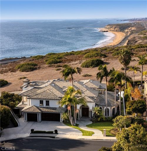 105 Irvine Cove Ct, Laguna Beach, CA, 92651-1040 | Card Image