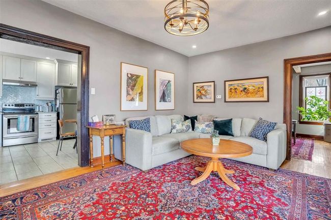 6 Elizabeth St, House other with 4 bedrooms, 2 bathrooms and 4 parking in Newburgh ON | Image 10