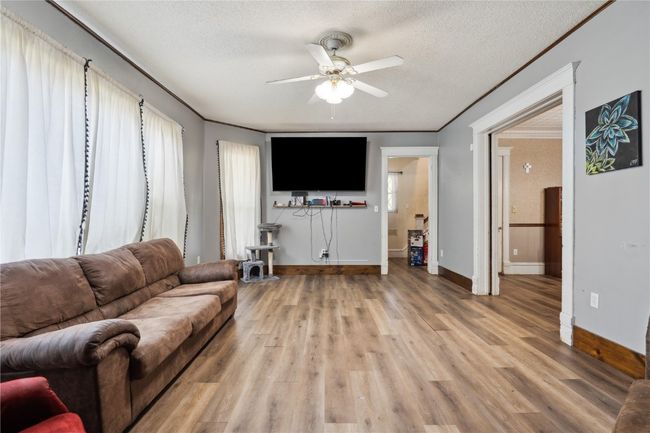 218 5 Th Ave Se, House other with 5 bedrooms, 2 bathrooms and null parking in Independence IA | Image 11