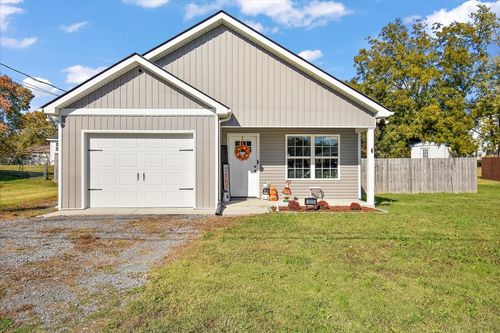 323 Rolling Rd, Shelbyville, TN, 37160-2433 | Card Image