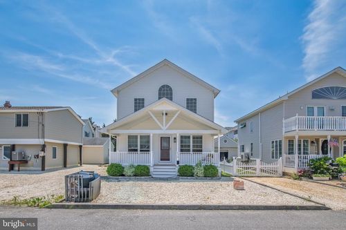 210 14th St, Surf City, NJ, 08008-6413 | Card Image