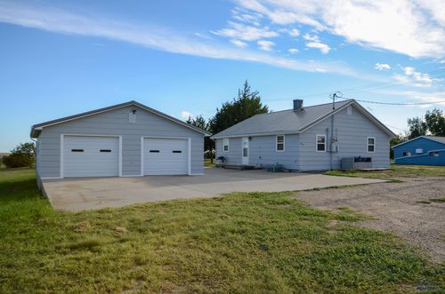 207 E 7th St, Murdo, SD, 57559 | Card Image